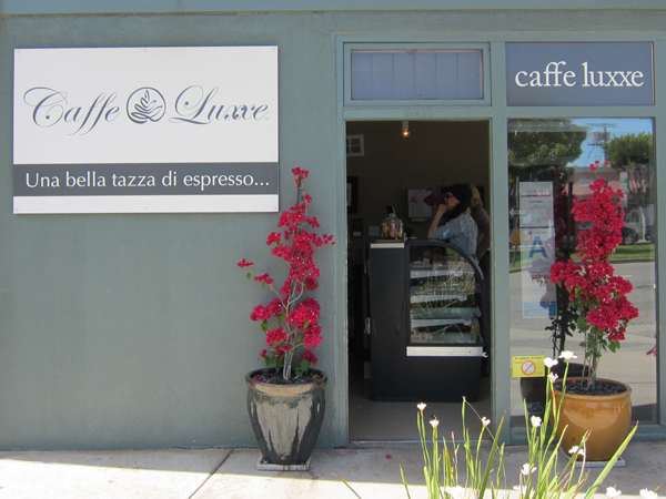 Caffe Luxxe, Brentwood - Front