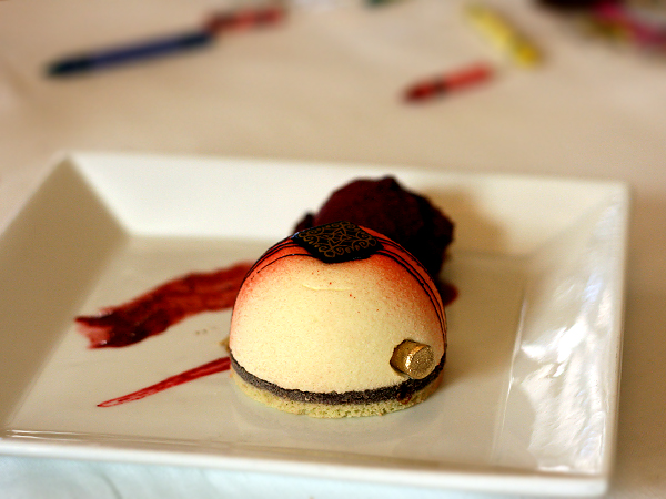 Pelican Hill - raspberry bombe Pelican Hill - raspberry bombe