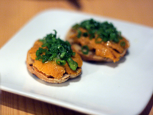 black hogg uni toast