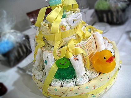 Baby Shower Dipaer Cake Yellow