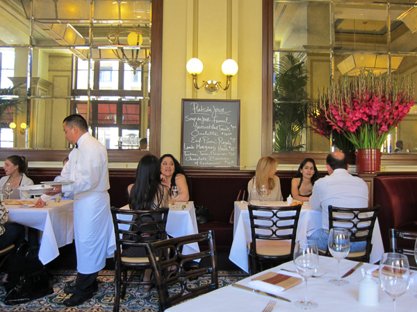 Bouchon Beverly Hills - Dining Room Wall