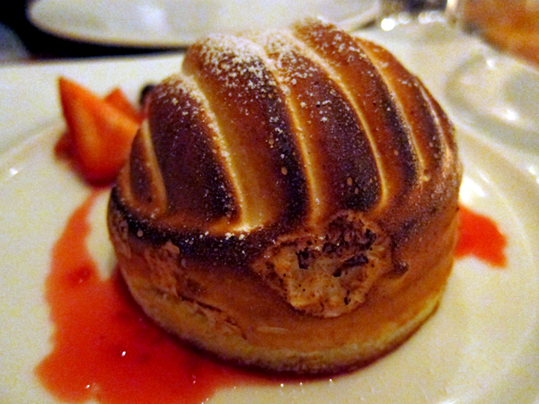 Cut, Beverly Hills - Meringue dessert