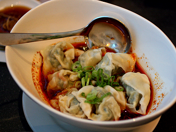 Din Tai Fung, LA - spicy dumplings