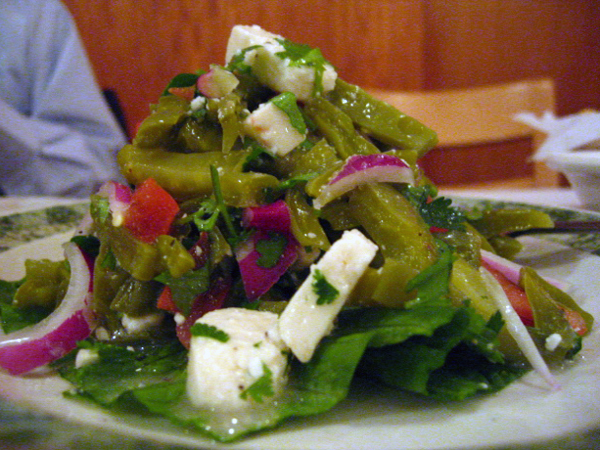 Tlapazola - nopalitos salad