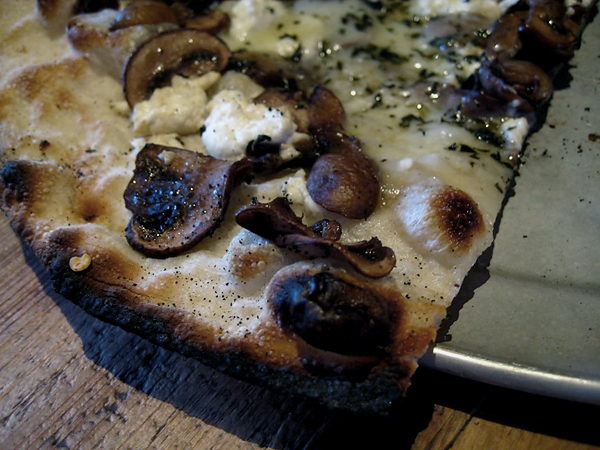 Gjelina, Venice - Mushroom Truffle pizza