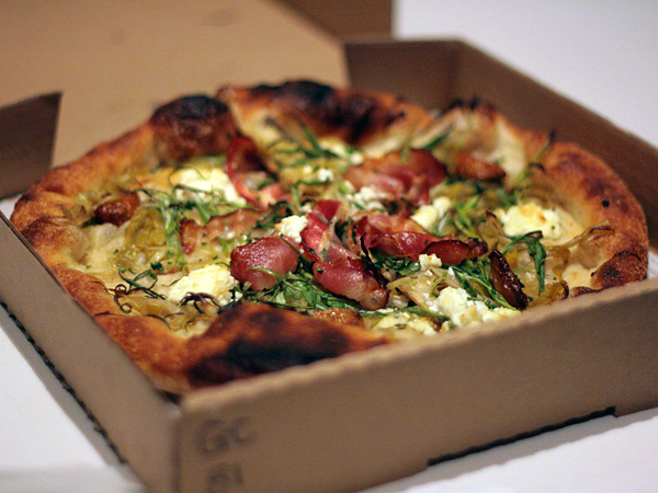 mozza-pizza-box