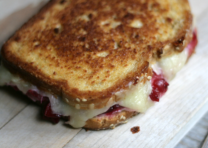 leftover cranberry sauce grilled cheese sandwich